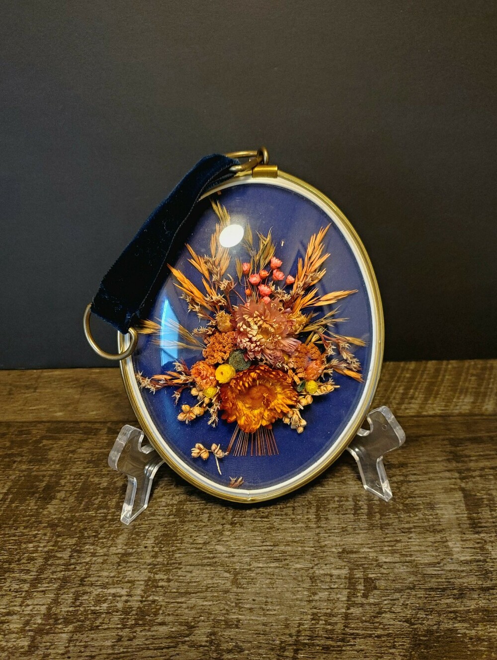 Framed Oval Dried Flower Bouquet Ornament - Blue Background Vintage